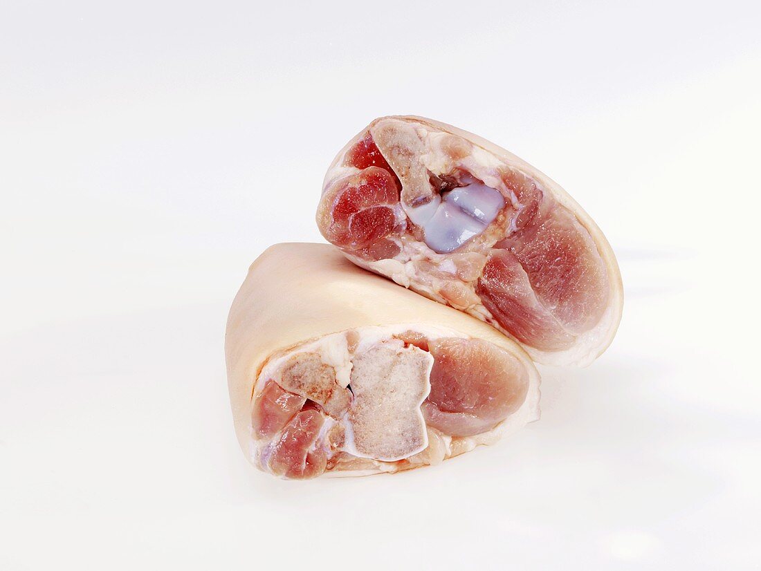 Knuckles of pork (front leg)