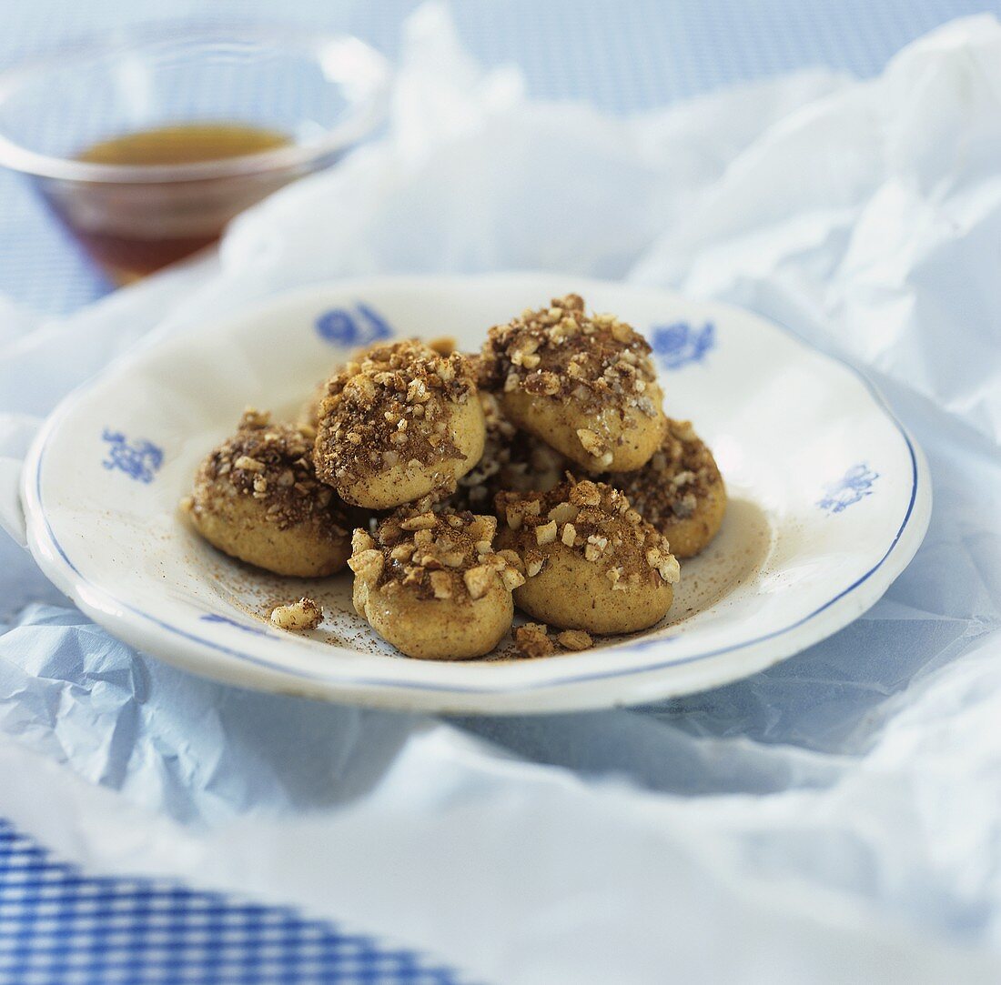 Melomakarona (Greek cookies with honey and nuts)