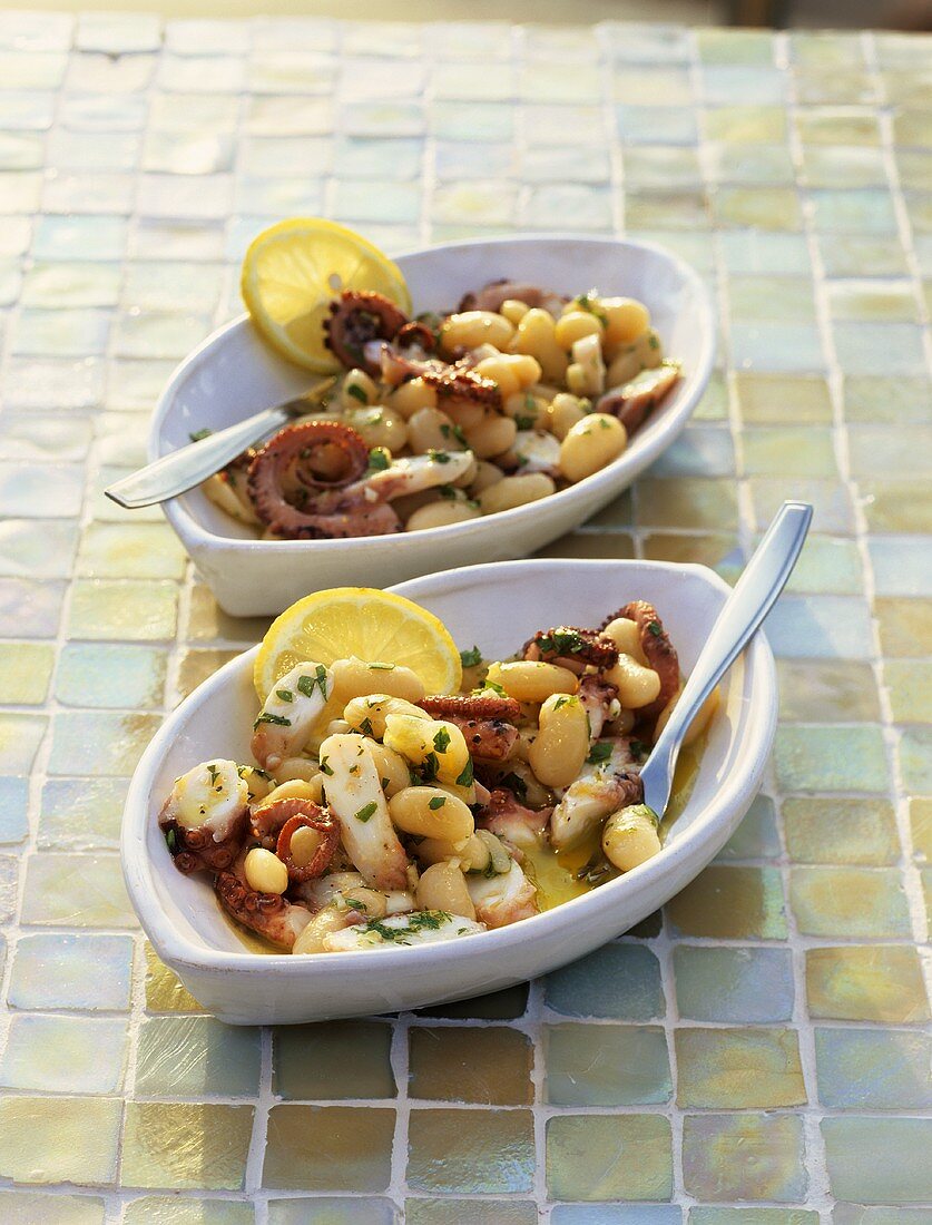 Polpo e fagioli in insalata (Octopus & bean salad, Italy)