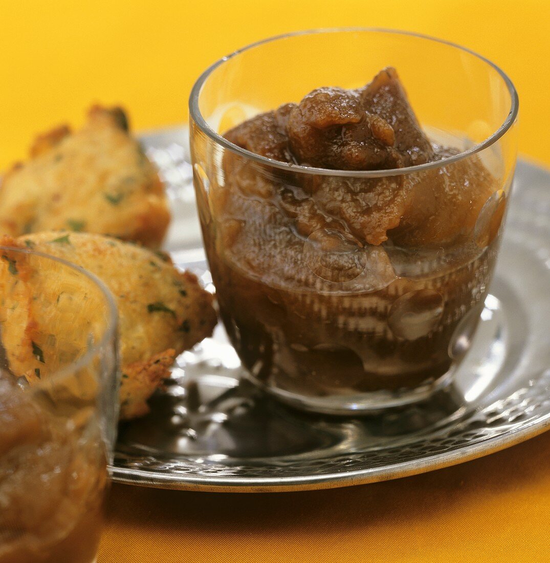 Tamarind and ginger chutney (India)