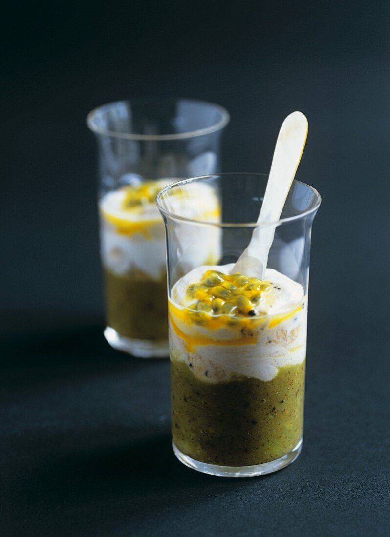 Banana and passion fruit cream on kiwi fruit puree