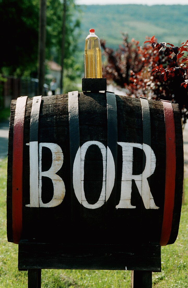 A barrel of wine with the word 'BOR' (wine) in Hungary