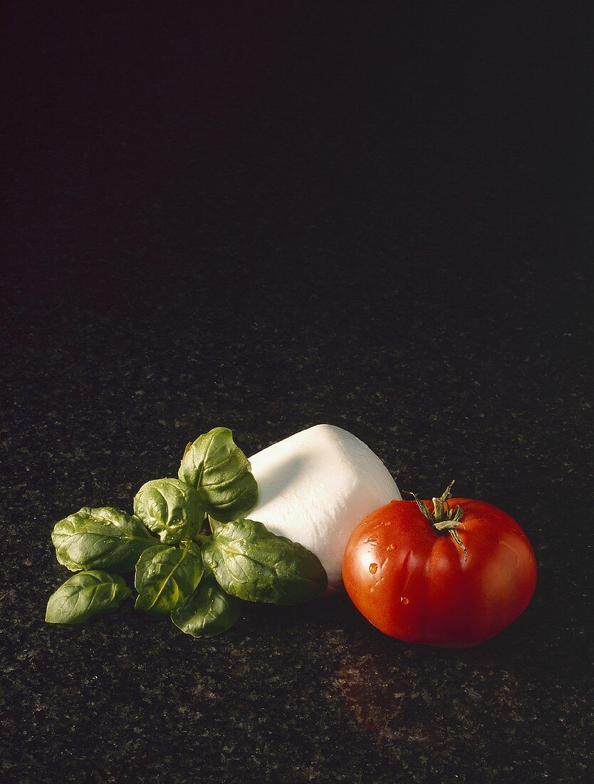 Tomato with Mozzarella and Fresh Basil