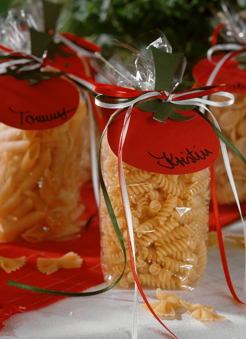 Pasta with Italian coloured decoration as a present