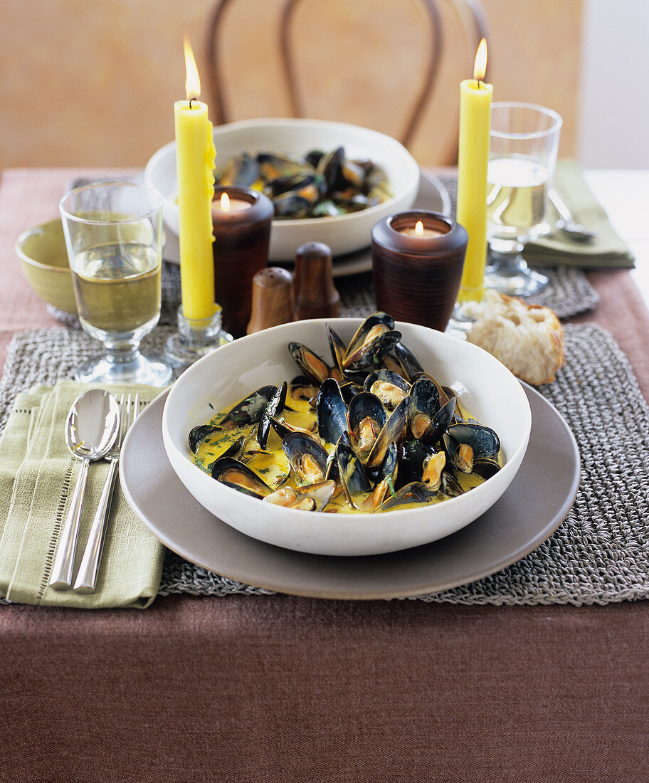 Mussels in saffron sauce