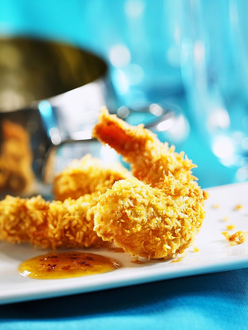 Coconut-breaded prawns with a sweet and sour chilli sauce