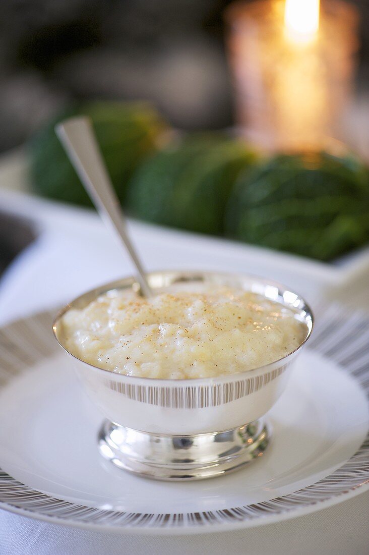 Bread Sauce (Brotsauce mit Zwiebeln, England) zu Weihnachten