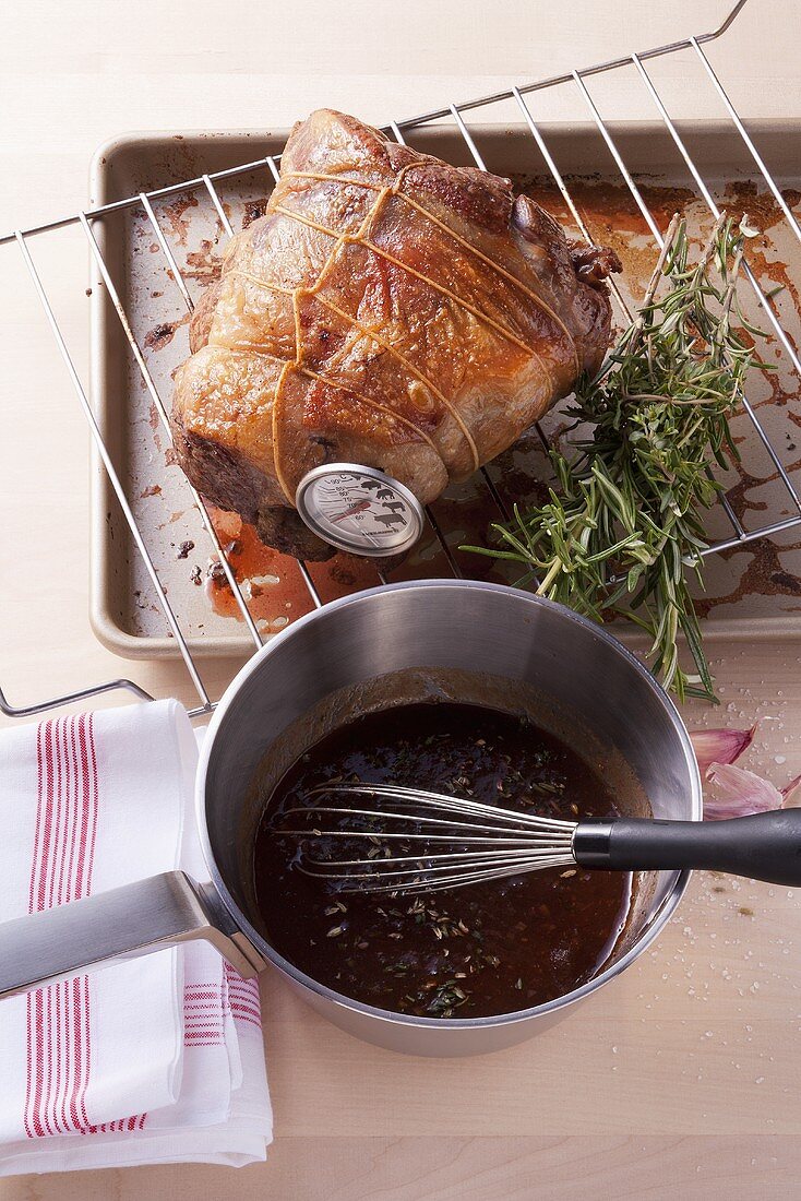 A leg of lamb with fennel and garlic sauce