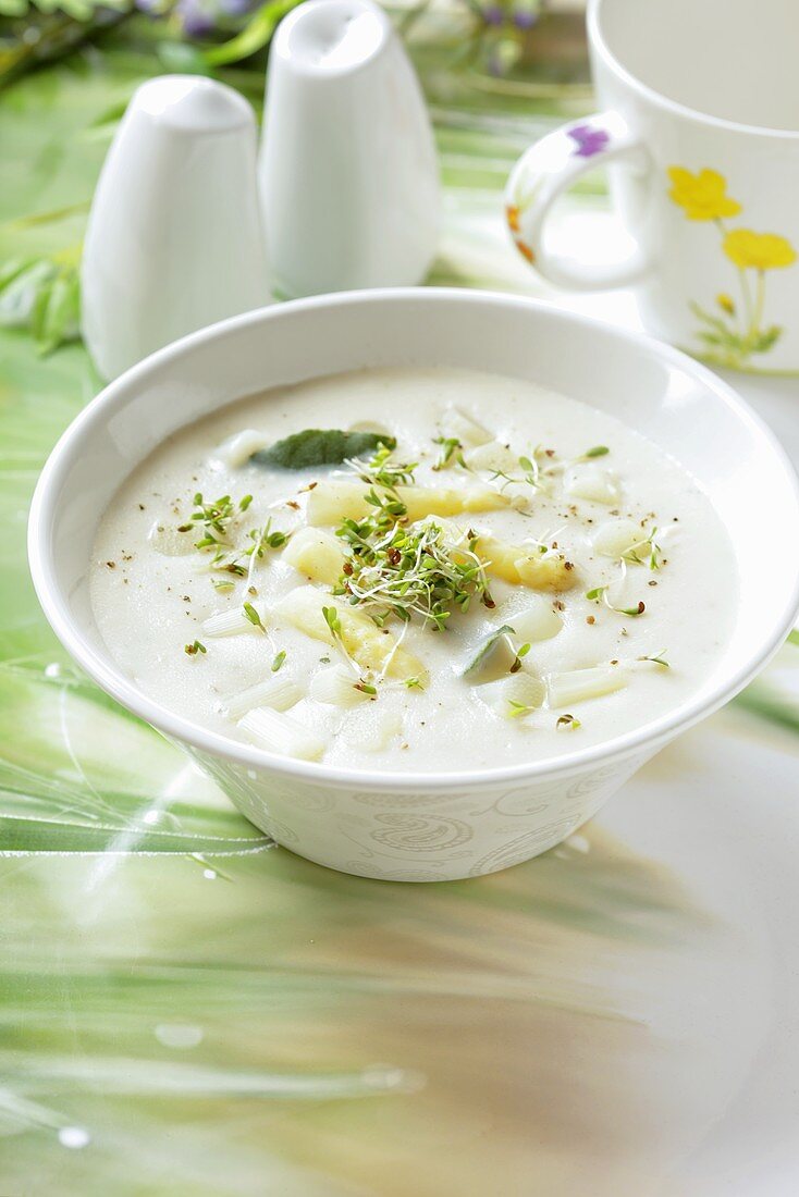 Spargelcremesuppe