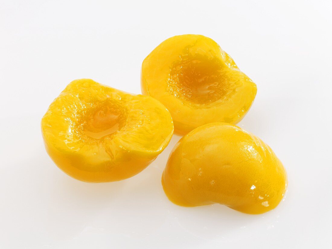 Pfirsichhälften aus der Dose