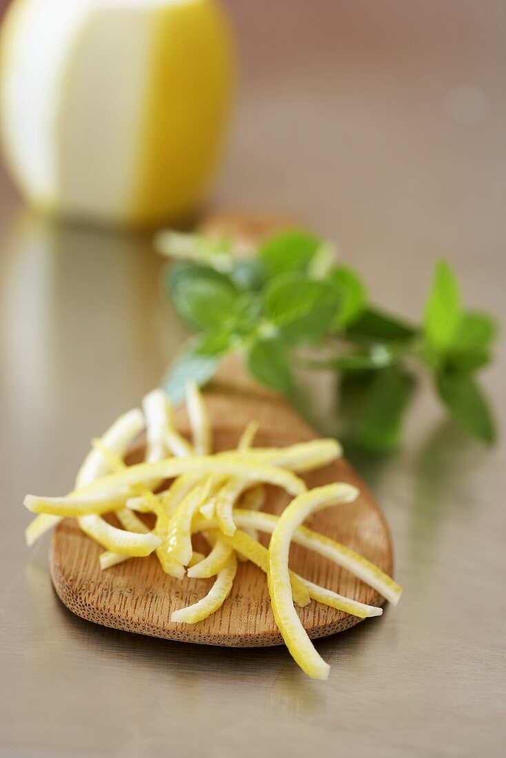 Lemon peel on spatula