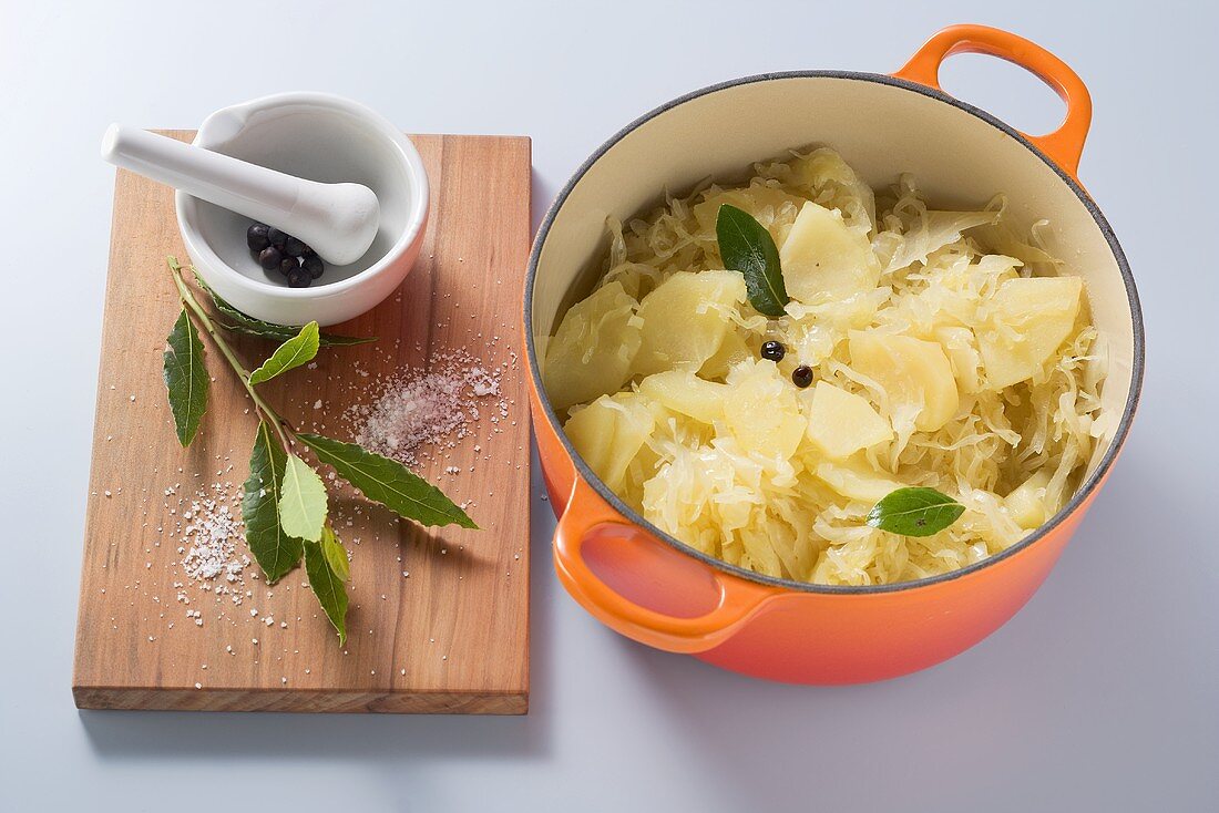 Sauerkraut mit Kartoffeln