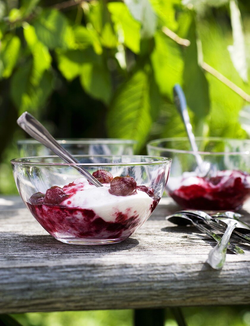 Sour cherry jam with yogurt