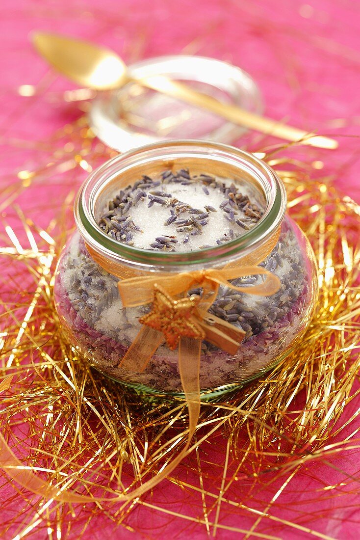 Lavender sugar as a present
