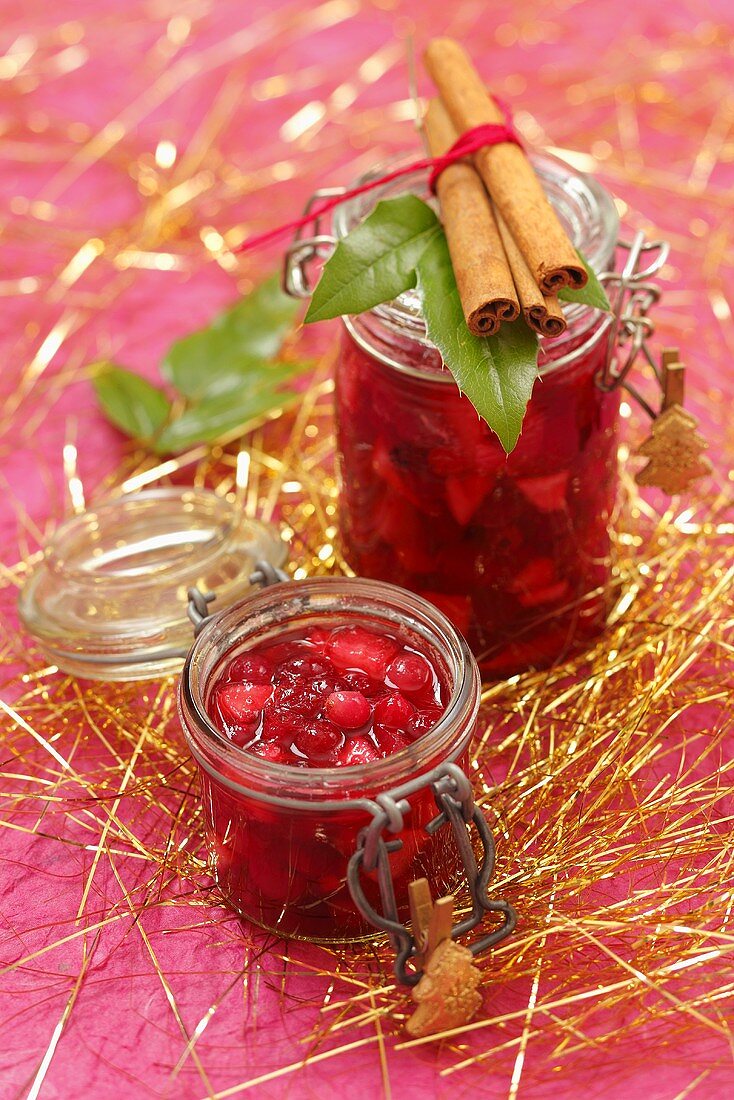 Cranberry and apple jam as a Christmas present