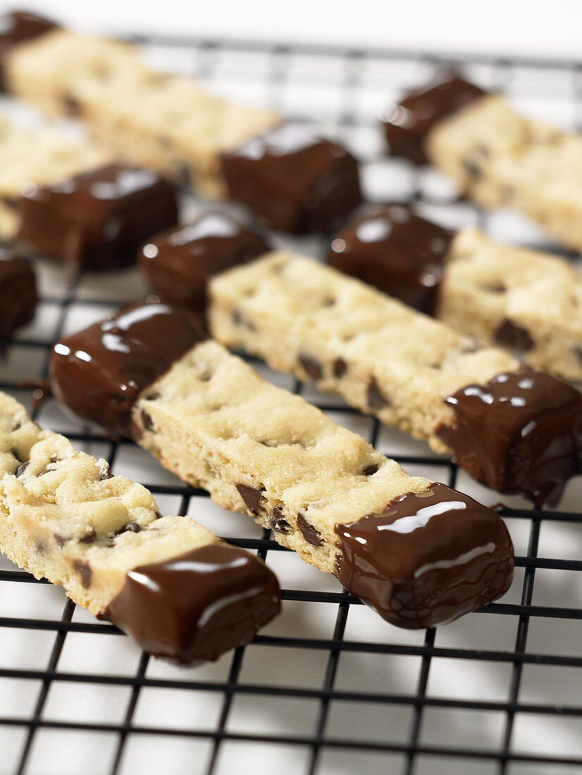 Shortbread with chocolate glaze