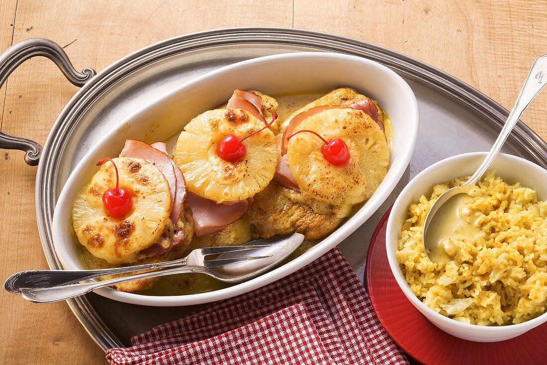 Hawaii turkey escalope with curried rice