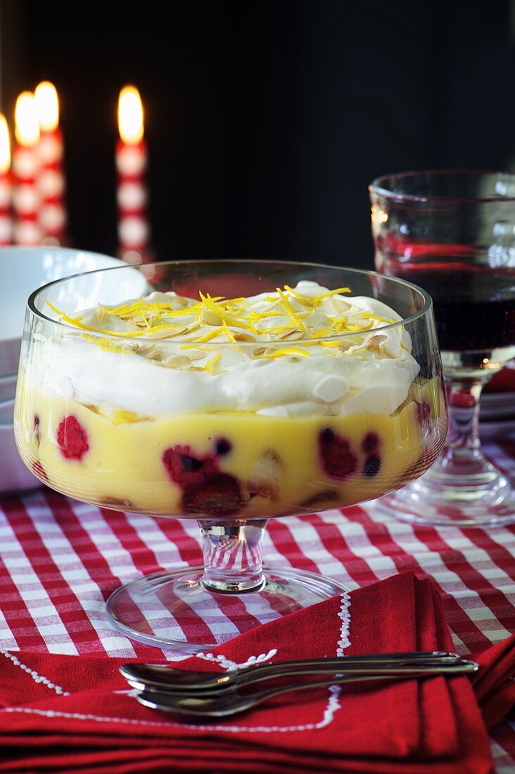 Syllabub-Trifle zu Weihnachten