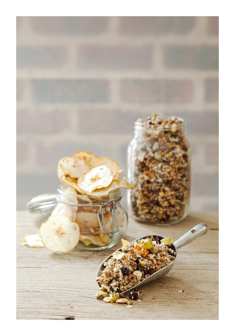 Apple and coconut granola and apple chips