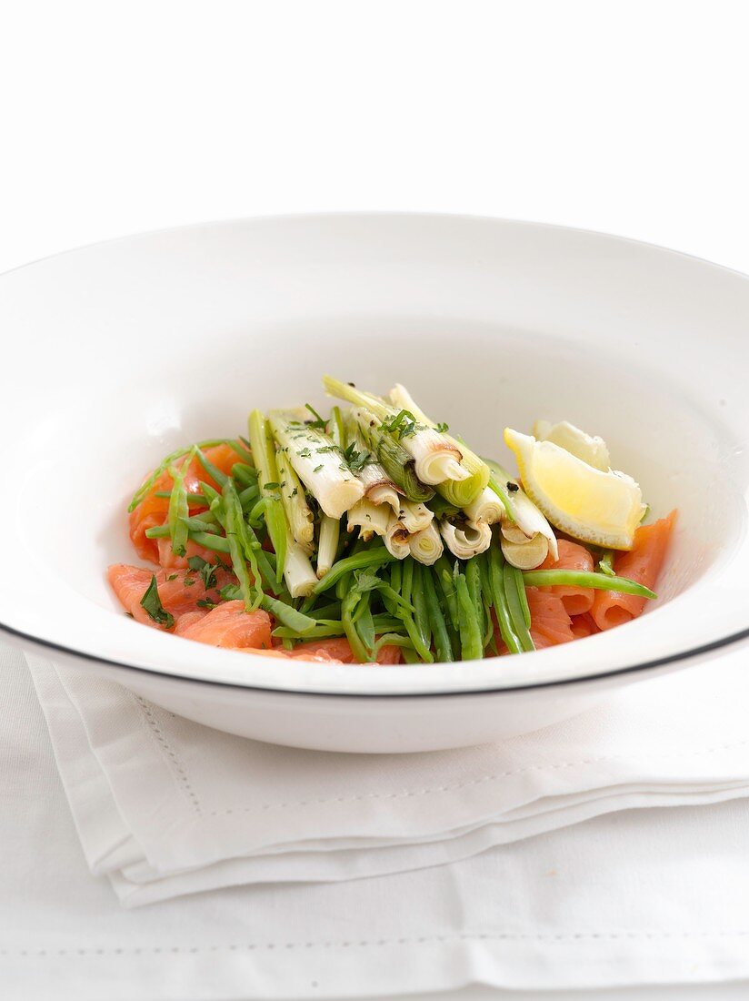 Salmon salad with spring onions