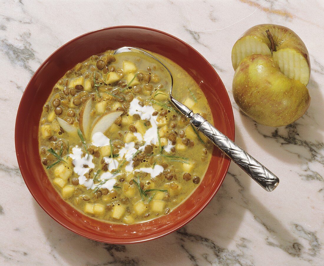 Lentil Soup with Apple and Curry