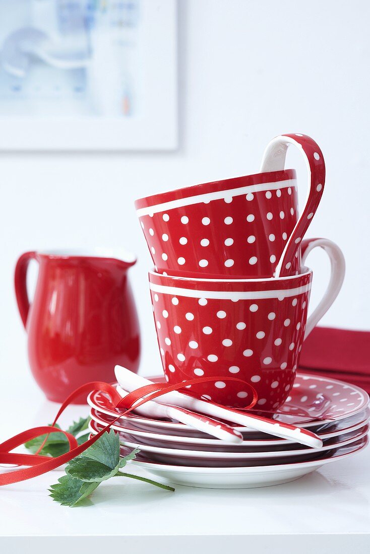 A stack of polka dot cups