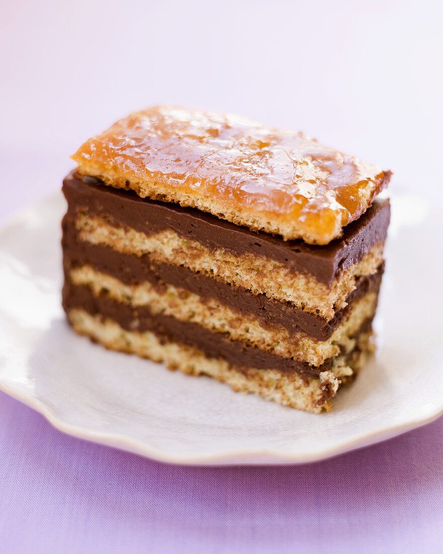 Chocolate cream slice