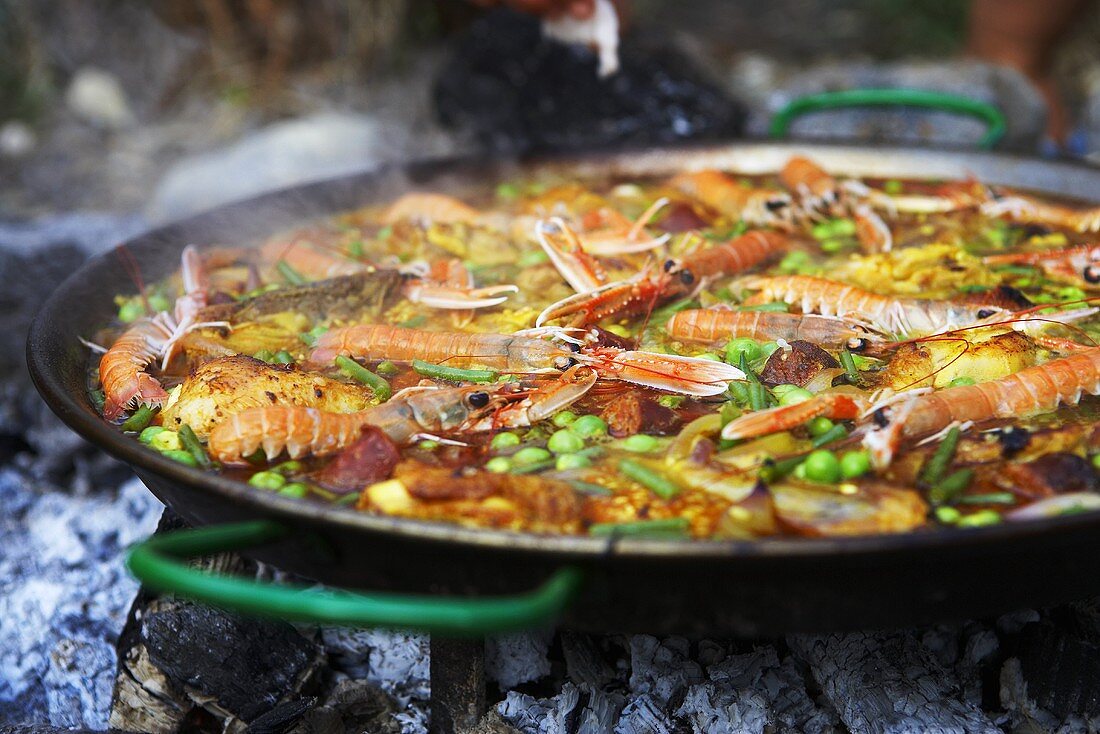 Paella with scampi