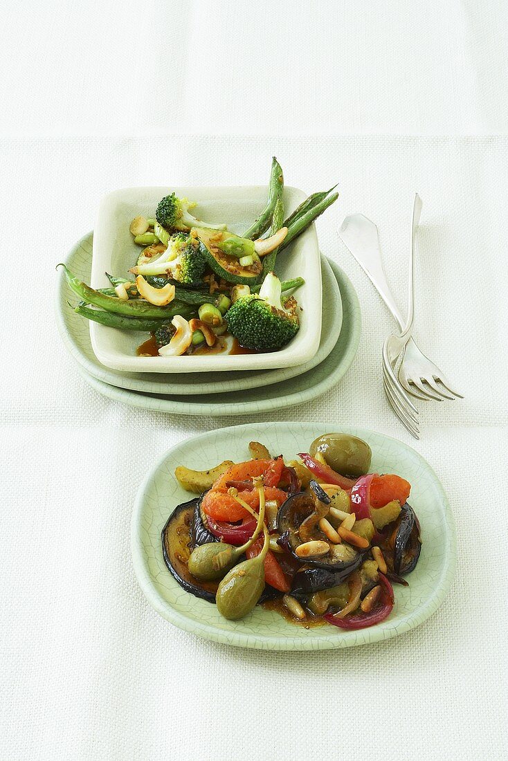 Stir-fried vegetables and sweet and sour vegetable salad