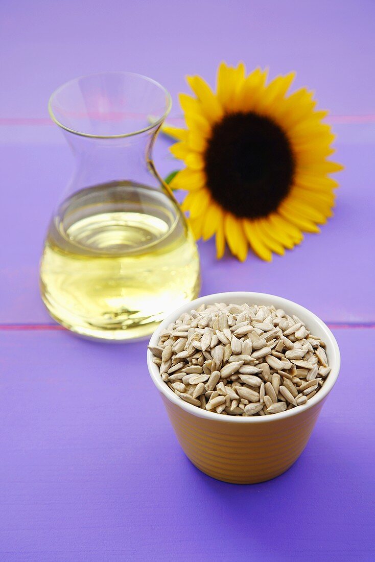Sunflower seeds, sunflower oil and a sunflower