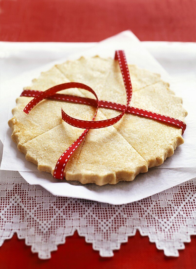 Shortbread with red ribbon (Christmas)