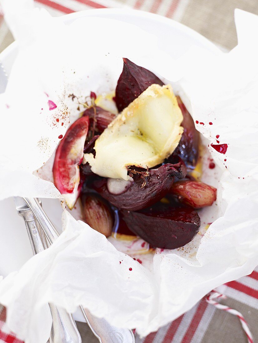Braised beetroot with melted cheese