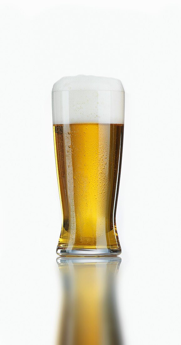 Glas helles Lager Bier