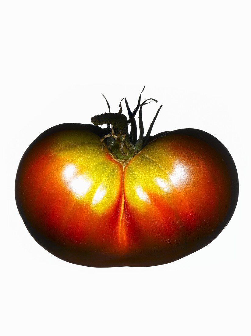 Eine Bio-Tomate (Sorte Brown Flash)