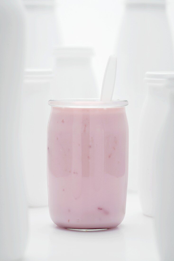 Strawberry yoghurt in a jar