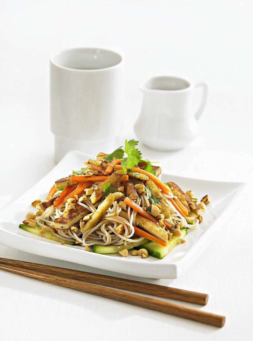 Noodles with tofu, vegetables and nuts (Asia)