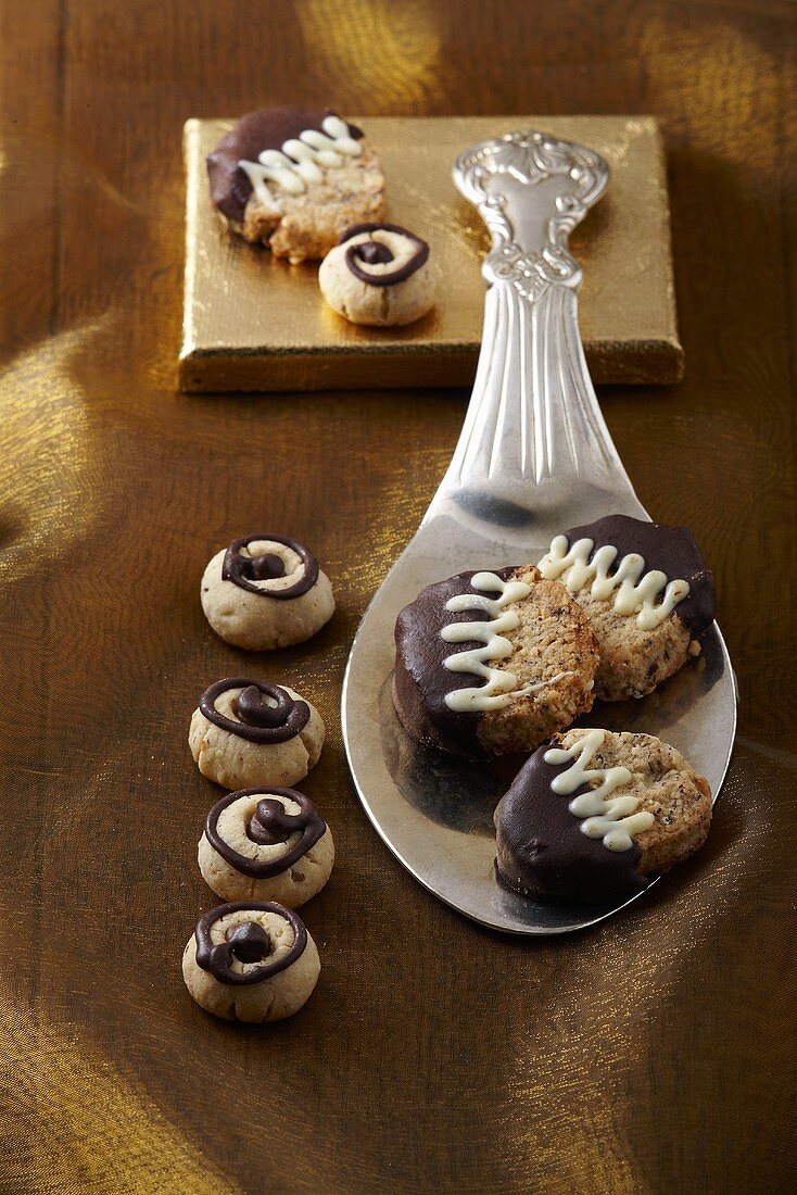Biscuits with chocolate decorations (Christmas)