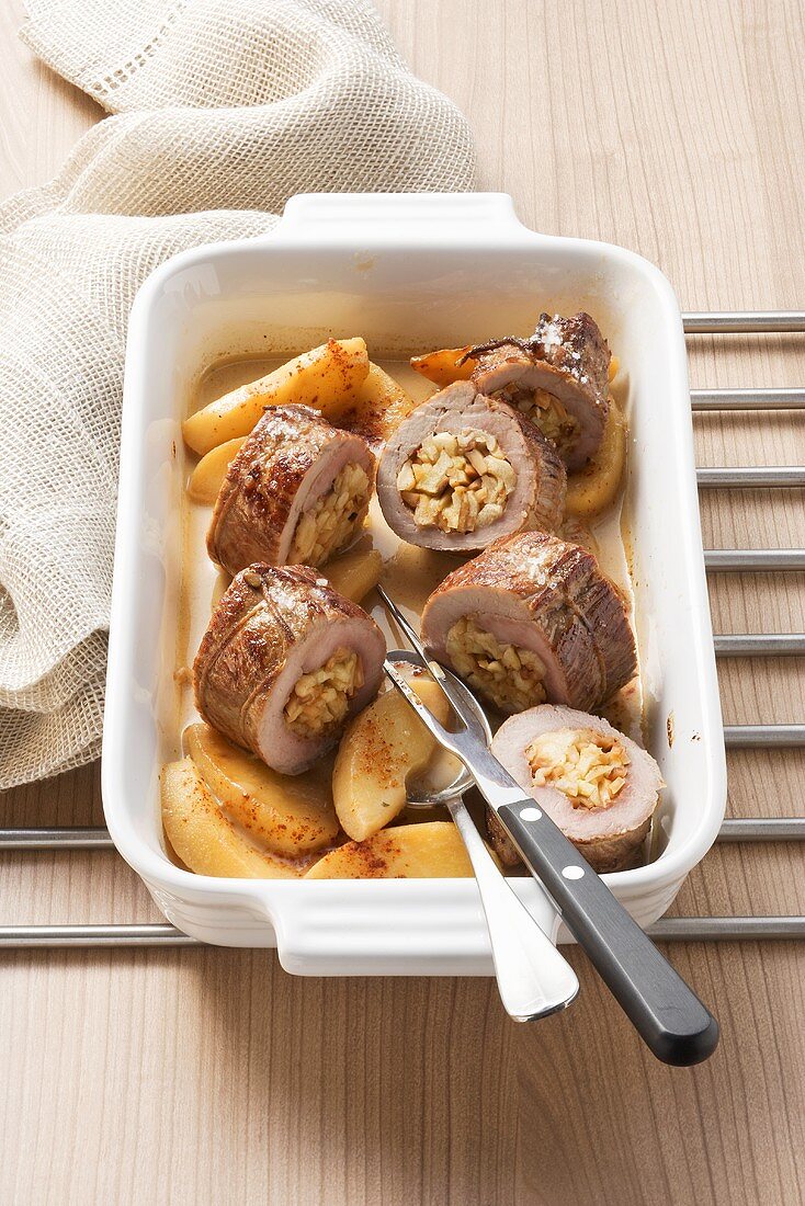 Pork fillet with apple and almond stuffing