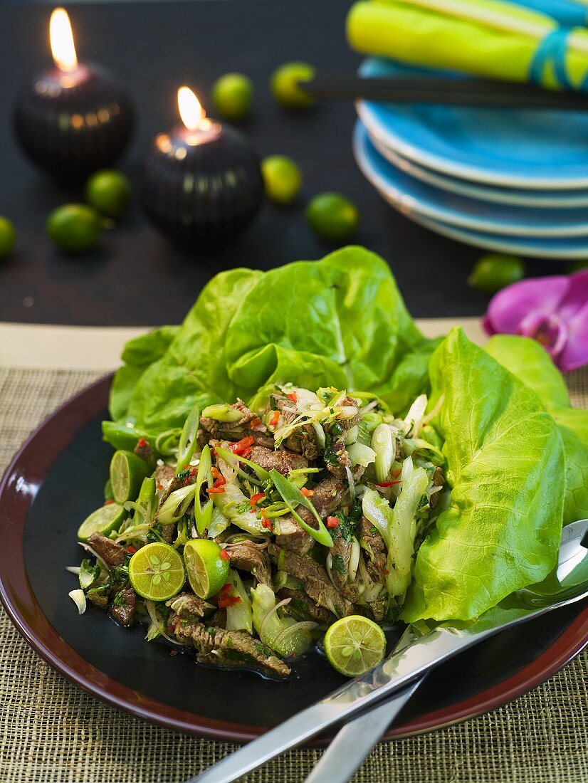 Beef salad with limes