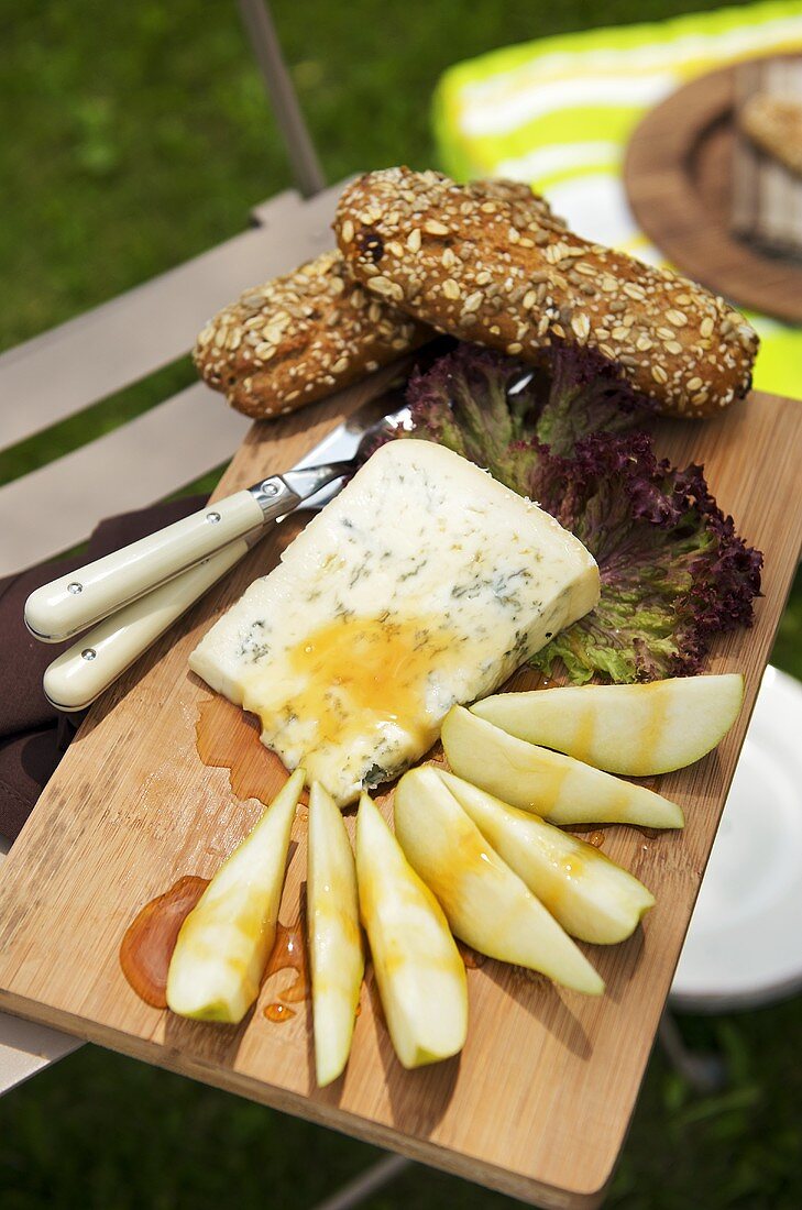 Gorgonzola mit Birnen und Kastanienhonig