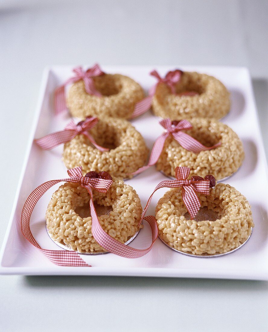 Ring-shaped rice cakes