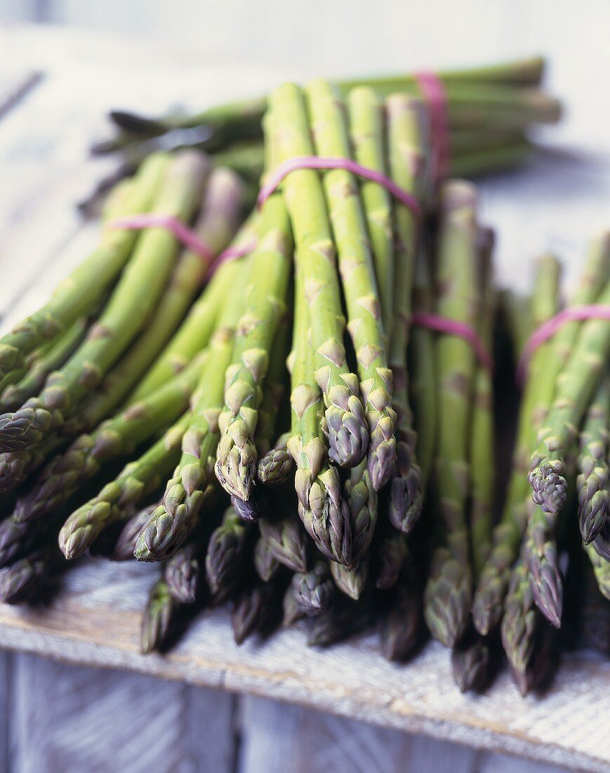 Green asparagus