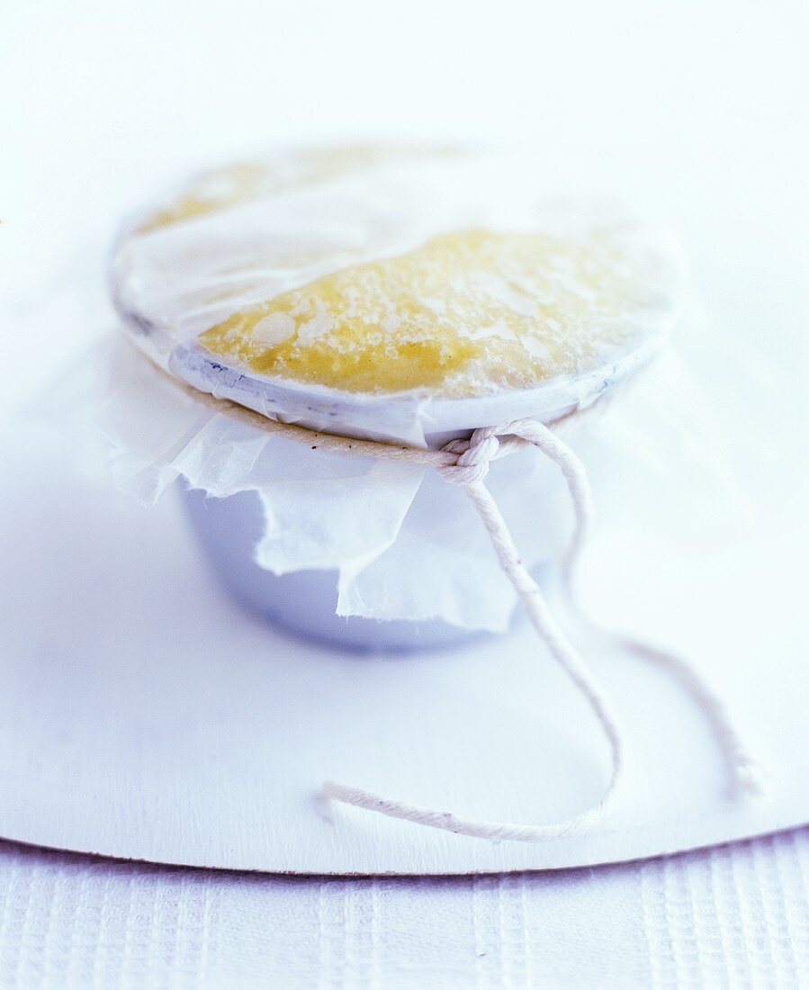 Steamed lemon pudding (UK)