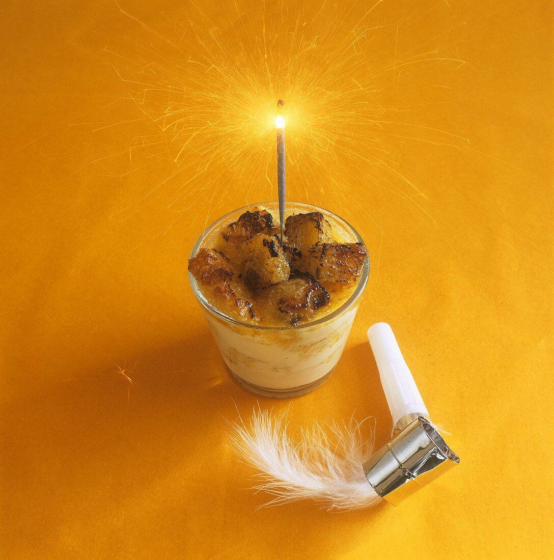 Panettone pudding with sparkler