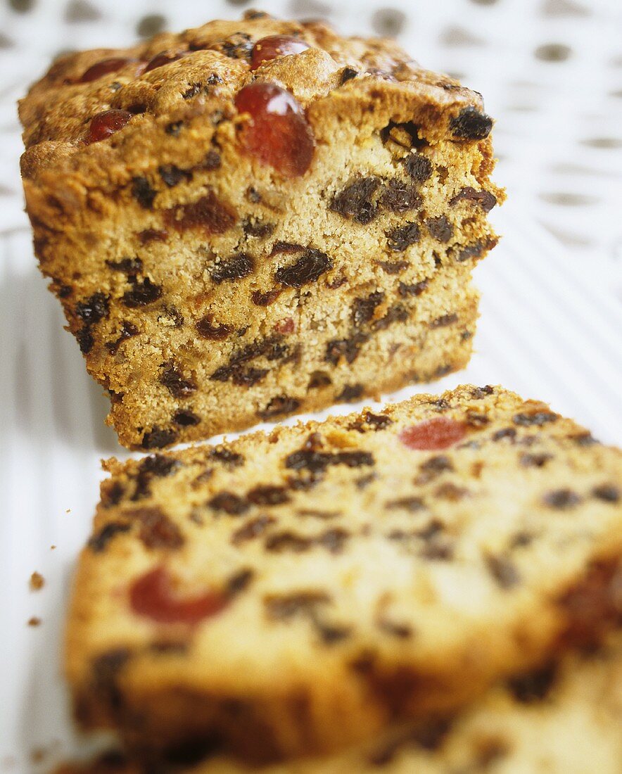 Fruit loaf with glacé cherries