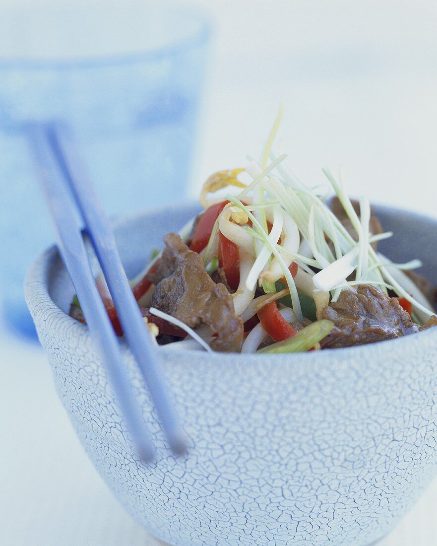 Stir-fried beef and vegetables