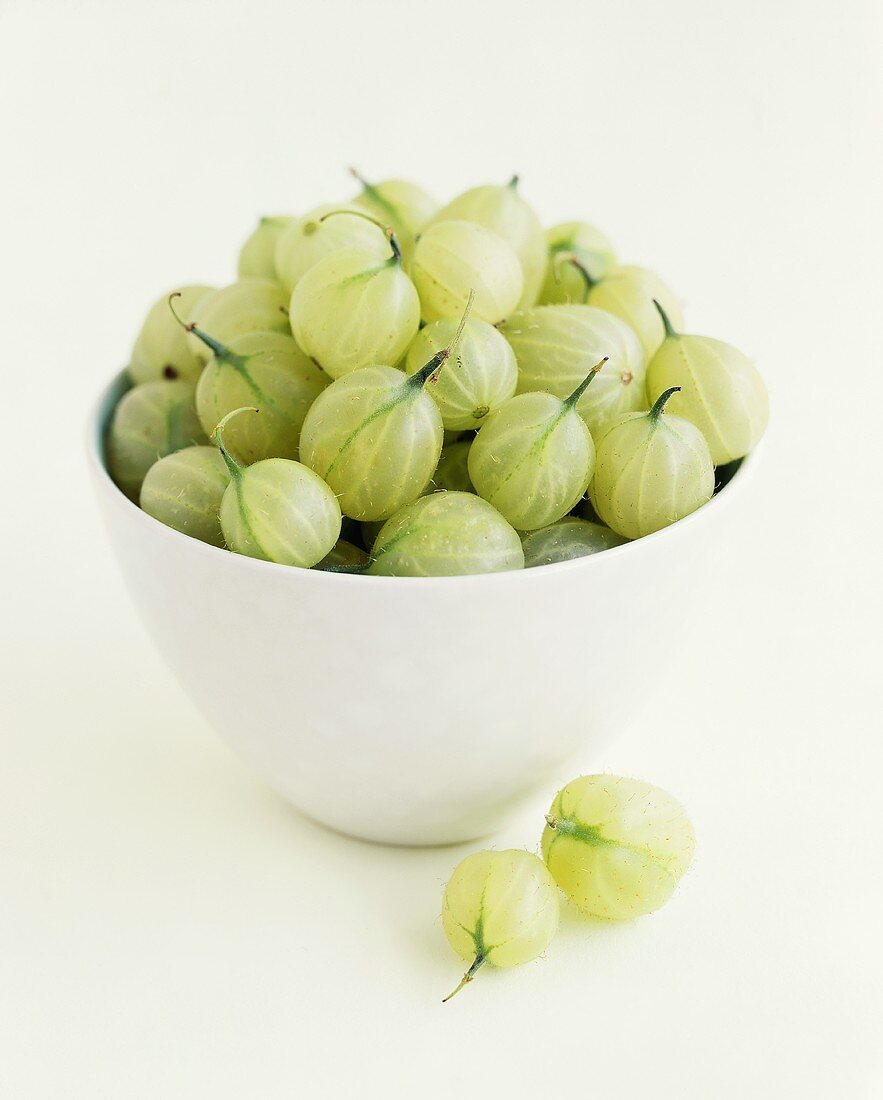 Gooseberries in a bowl