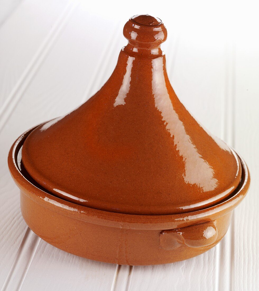 Brown tajine