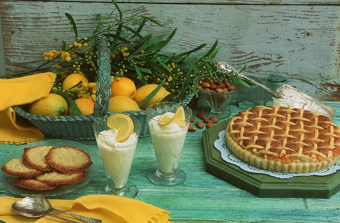 Tarte mit Mandelcreme (Frangipane) und Lemon Posset mit Mandelplätzchen