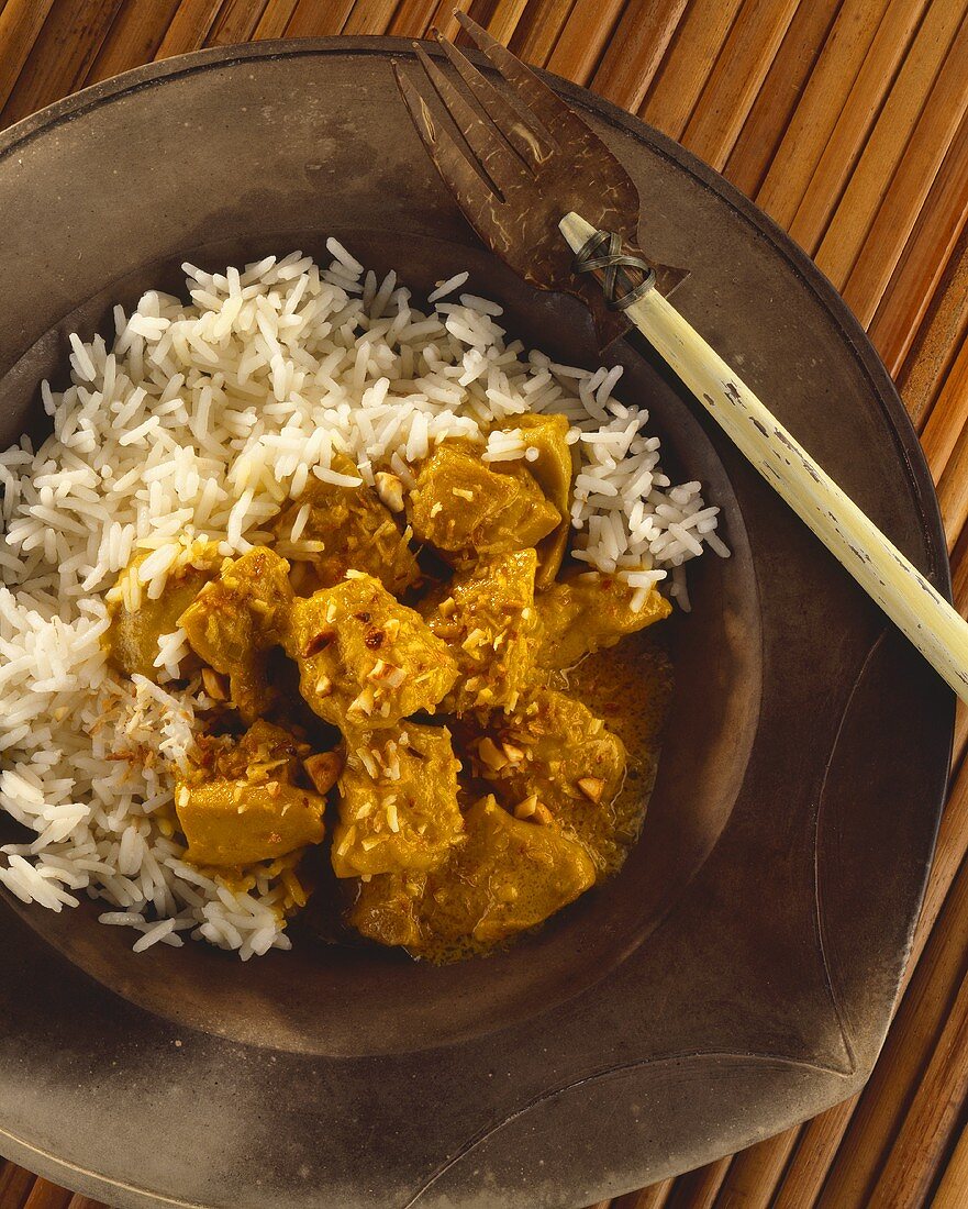 Indonesian chicken and coconut curry with rice